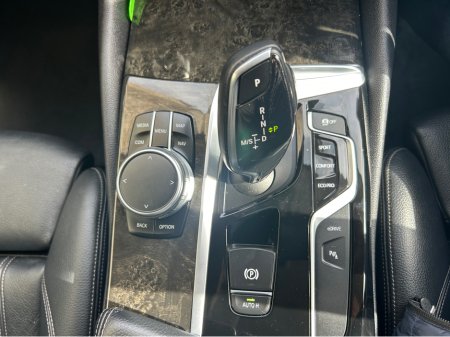 2017 BMW 5-Series - photo 11