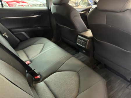 2020 Toyota Camry - photo 6