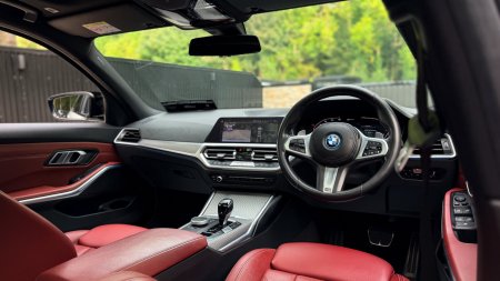 2022 BMW 3-Series - photo 12