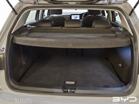2024 Volkswagen Golf - photo 13