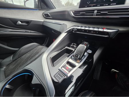 2018 Peugeot 5008 - photo 17
