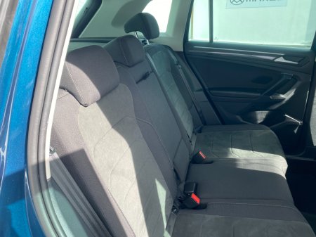 2021 Volkswagen Tiguan - photo 14
