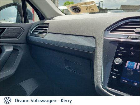 2024 Volkswagen Tiguan - photo 51