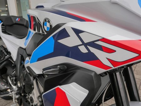 2026 BMW M 1000 XR - photo 17