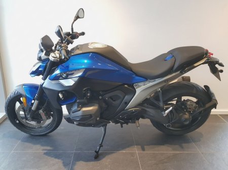 2025 BMW Other - photo 5