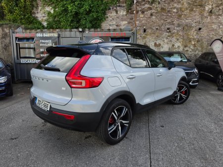 2020 Volvo XC40 - photo 9