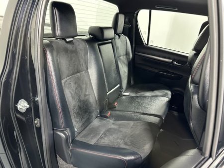 2024 Toyota Hilux - photo 10