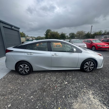 2022 Toyota Prius - photo 9