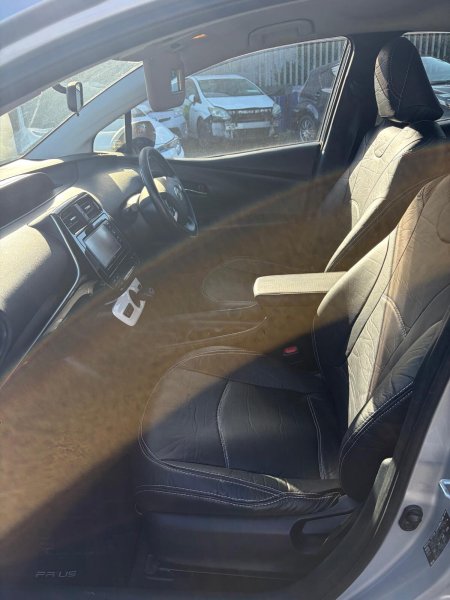 2016 Toyota Prius - photo 8