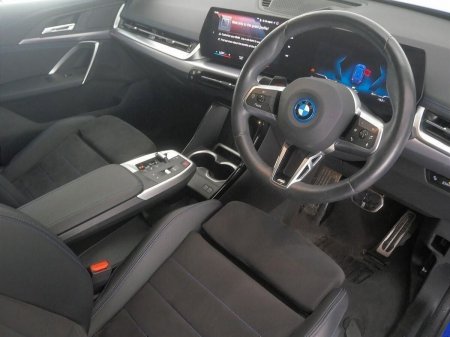 2023 BMW iX1 - photo 6