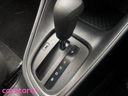 2021 Toyota Yaris - photo 19