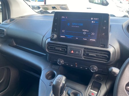2021 Peugeot Partner - photo 11
