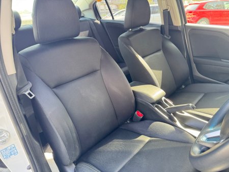 2016 Honda Grace - photo 8
