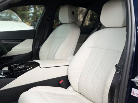 2025 BMW 5-Series - photo 13