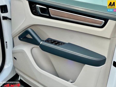 2023 Porsche Cayenne - photo 13