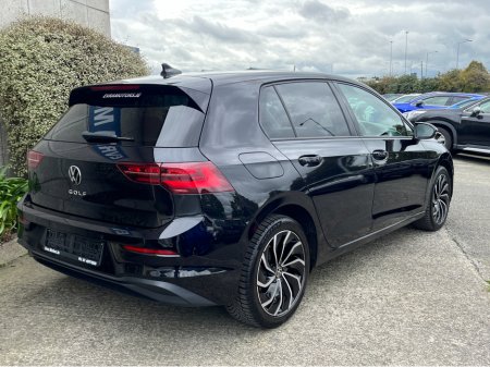 2024 Volkswagen Golf - photo 4