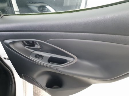 2024 Toyota Yaris - photo 19