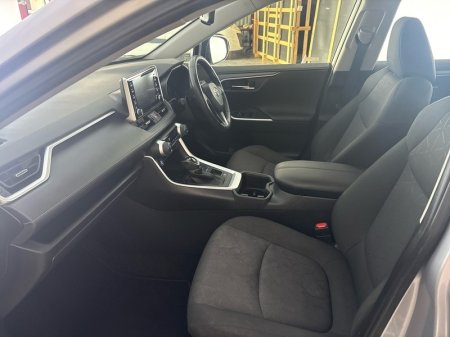 2022 Toyota RAV4 - photo 6