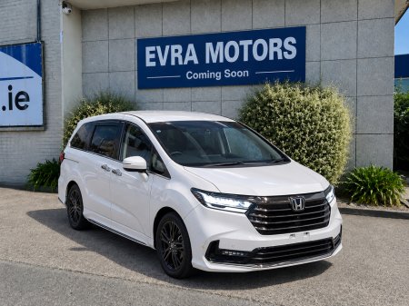 2020 Honda Odyssey ABSOLUTE EX 7 SEATER AUTOMATIC HYBRID 2.0 PETROL //HIGH SPEC//HALF LEATHER HEATED SEATS//REVERSE CAM