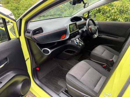 2019 Toyota Sienta - photo 23
