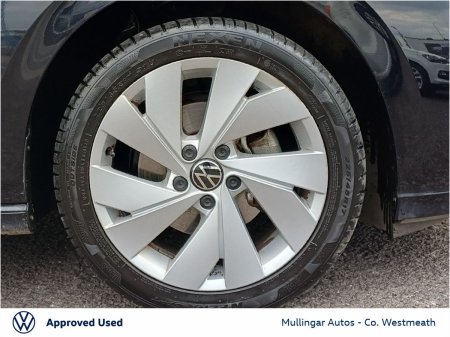 2023 Volkswagen Golf - photo 24