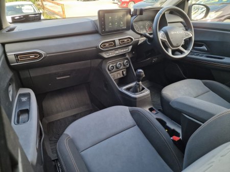 2025 Dacia Jogger - photo 16