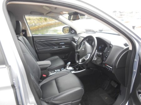 2017 Mitsubishi Outlander - photo 3