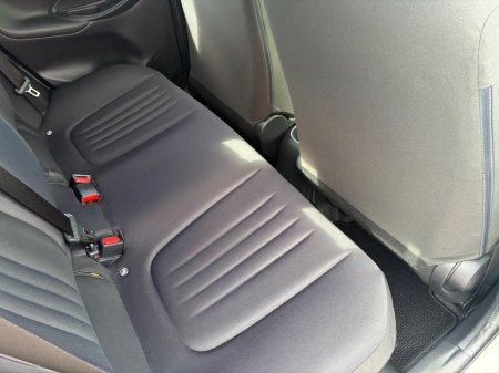 2021 Toyota Yaris - photo 11