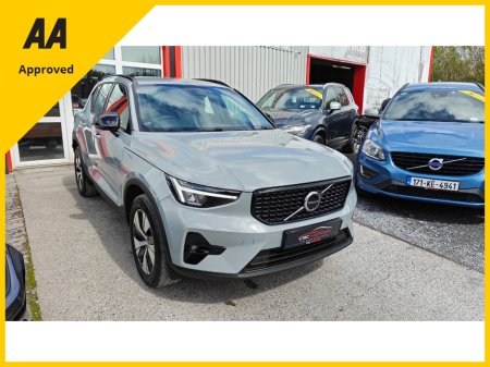 2023 Volvo XC40 - photo 3