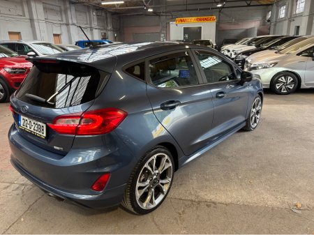 2021 Ford Fiesta - photo 4