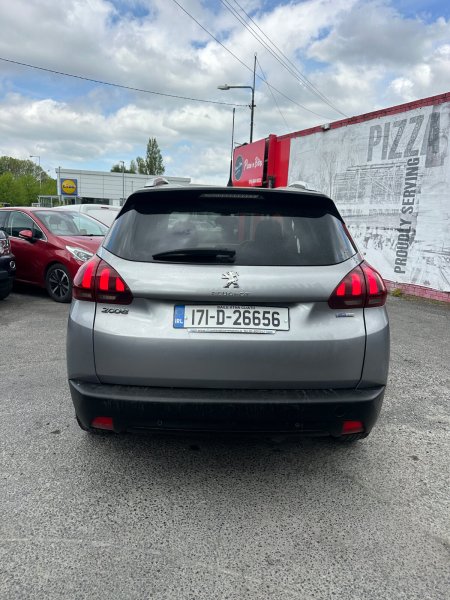2017 Peugeot 2008 - photo 7