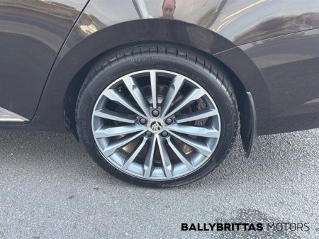 2020 Skoda Superb - photo 10