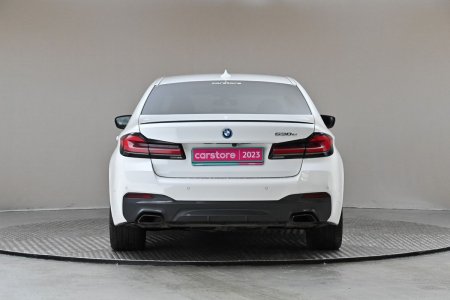 2023 BMW 5-Series - photo 13