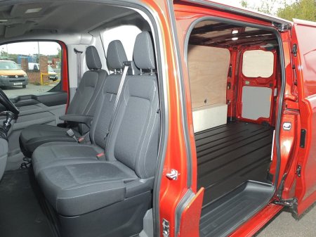 2024 Ford Transit Custom - photo 10