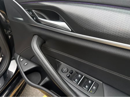 2021 BMW 5-Series - photo 18