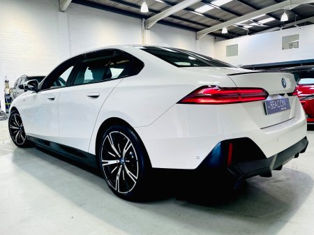 2024 BMW i5 - photo 23