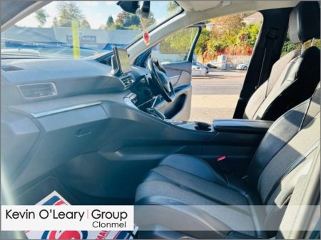 2022 Peugeot 5008 - photo 4
