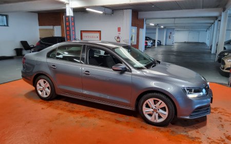 2017 Volkswagen Jetta - photo 8