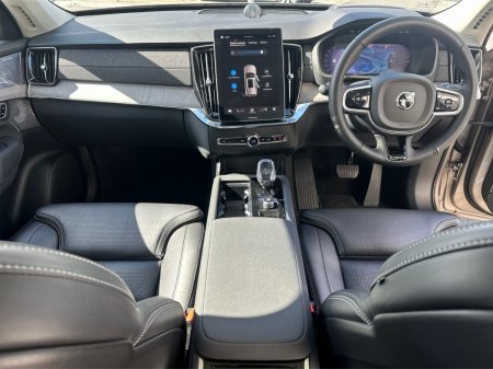 2025 Volvo XC90 - photo 14