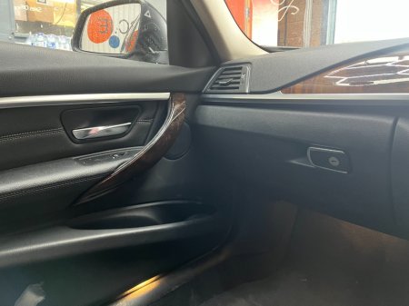 2017 BMW 3-Series - photo 12