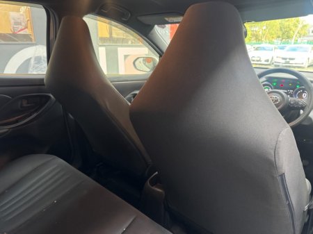2020 Toyota Yaris - photo 14
