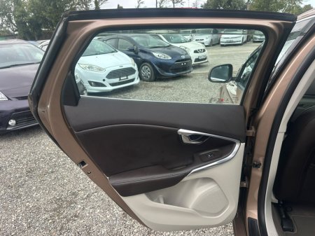 2016 Volvo V40 - photo 13