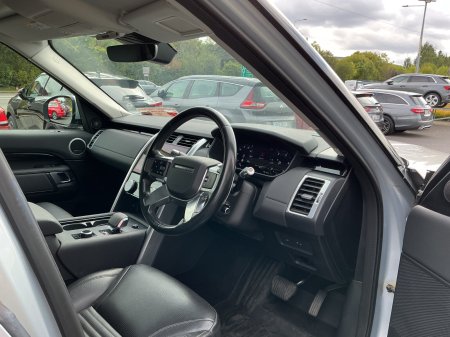 2021 Land Rover Discovery - photo 6