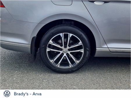 2019 Volkswagen Passat - photo 9