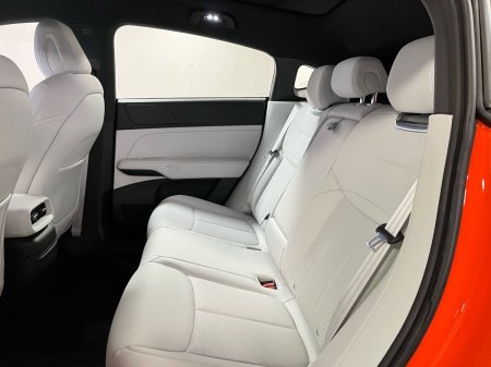 2025 XPeng G6 - photo 8