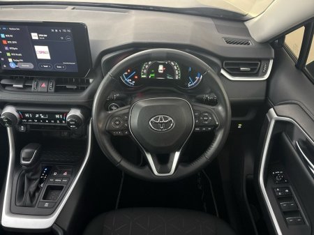 2024 Toyota RAV4 - photo 9