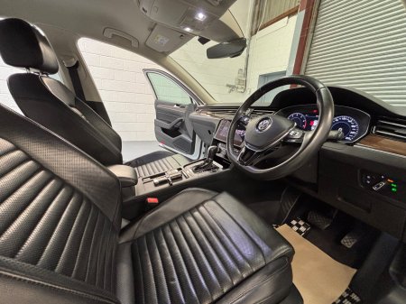 2018 Volkswagen Passat - photo 15