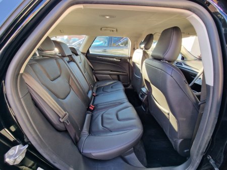 2020 Ford Mondeo - photo 30