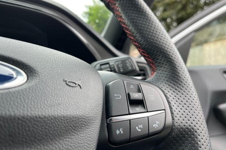 2020 Ford Focus - photo 27