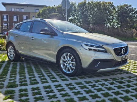 2017 Volvo V40 - photo 3